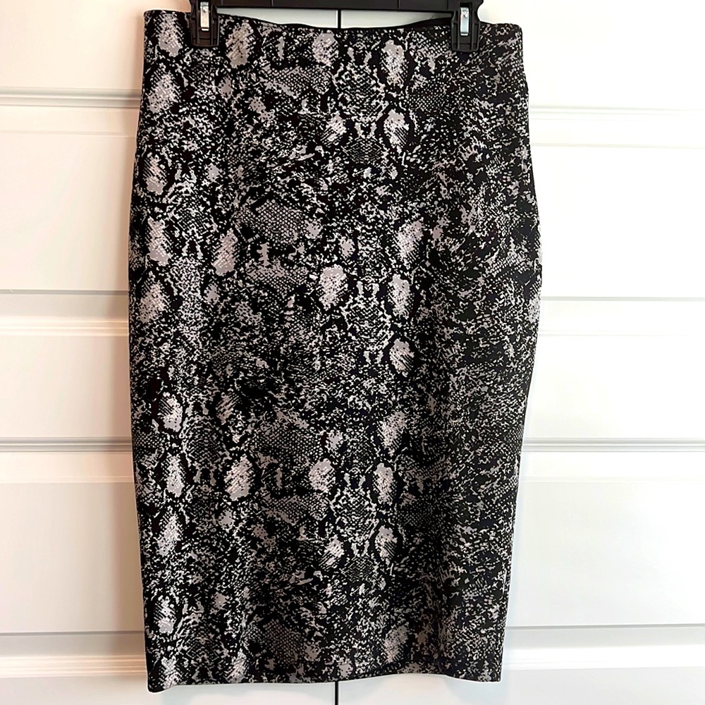 Black and Silver pencil skirt. Abstract design